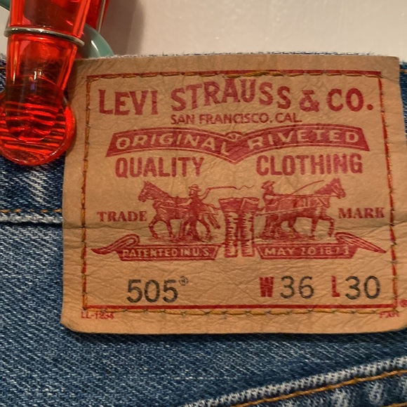 Levi's Men’s 505 36 x 30 Stoned Washed Jeans - Picture 4 of 6